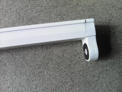 LED日光燈T8支架 價(jià)格、廠家與選購(gòu)指南